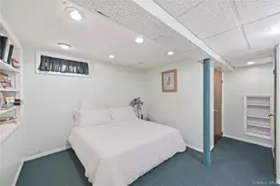 66-71 70th St, Middle Village, NY 11379 - Photo 15