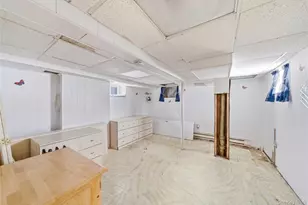 66-71 70th St, Middle Village, NY 11379 - Photo 13