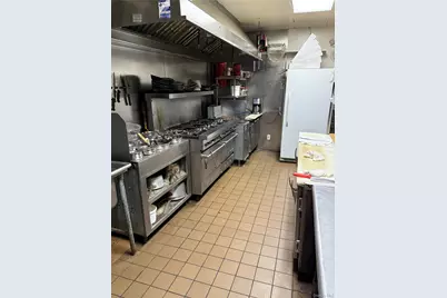 149 Veterans Memorial Hwy, Commack, NY 11725 - Photo 11