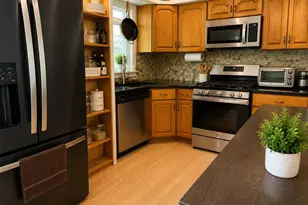 468 W Clarkstown Rd, New City, NY 10956 - Photo 5