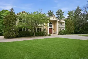 31 Cornwall Ln, Sands Point, NY 11050 - Photo 3