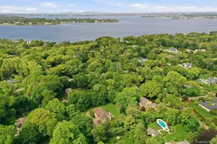 31 Cornwall Ln, Sands Point, NY 11050 - Photo 47