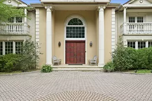 31 Cornwall Ln, Sands Point, NY 11050 - Photo 5