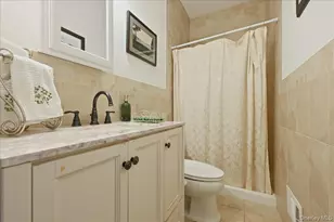 31 Cornwall Ln, Sands Point, NY 11050 - Photo 25