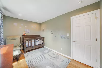 6 Cherrywood Drive, East Northport, NY 11731 - Photo 13