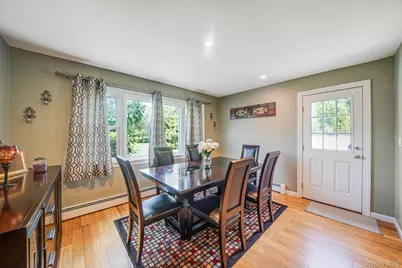 6 Cherrywood Drive, East Northport, NY 11731 - Photo 9