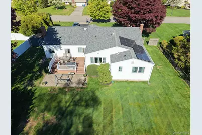 6 Cherrywood Drive, East Northport, NY 11731 - Photo 23