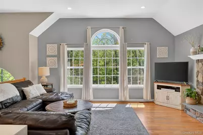 22 Hazel Hill Road, Mahopac, NY 10541 - Photo 17