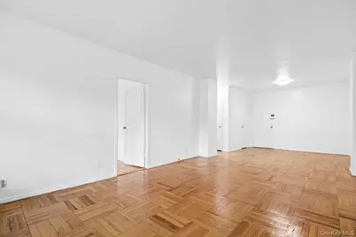281 Garth Road #C2H, Scarsdale, NY 10583 - Photo 15