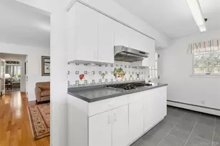 425 Briarwood Ln, Cutchogue, NY 11935 - Photo 11
