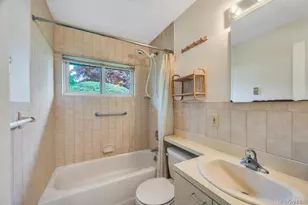 45 Bobwhite Ln, Hicksville, NY 11801 - Photo 11