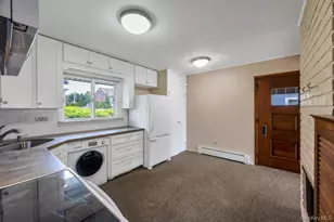 45 Bobwhite Ln, Hicksville, NY 11801 - Photo 7
