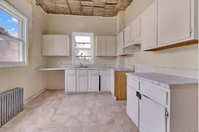 43-44 164th Street, Flushing, NY 11358 - Photo 11