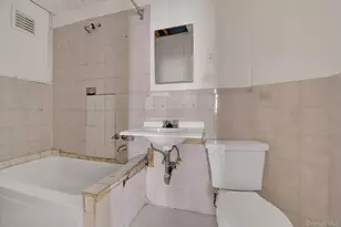 43-44 164th St, Flushing, NY 11358 - Photo 7