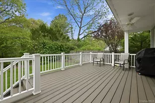 1811 Wilson Ave, Merrick, NY 11566 - Photo 41