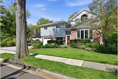 1811 Wilson Avenue, Merrick, NY 11566 - Photo 43