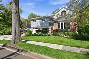 1811 Wilson Ave, Merrick, NY 11566 - Photo 43