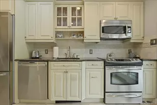 1811 Wilson Ave, Merrick, NY 11566 - Photo 11