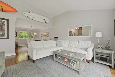 1811 Wilson Avenue, Merrick, NY 11566 - Photo 17