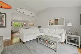 1811 Wilson Ave, Merrick, NY 11566 - Photo 17