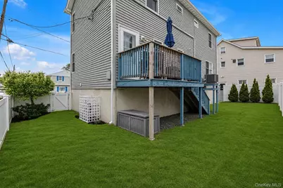 27 Radcliffe Road, Island Park, NY 11558 - Photo 21
