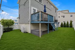27 Radcliffe Rd, Island Park, NY 11558 - Photo 21