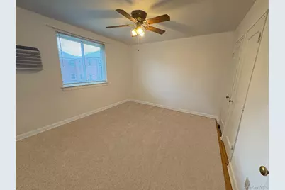 263-45 73rd Avenue #2nd Floor, Glen Oaks, NY 11004 - Photo 5