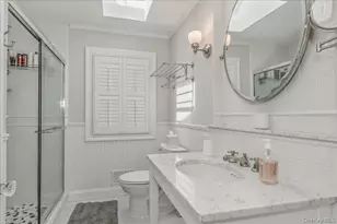 15 Gardners Ln, Hampton Bays, NY 11946 - Photo 17