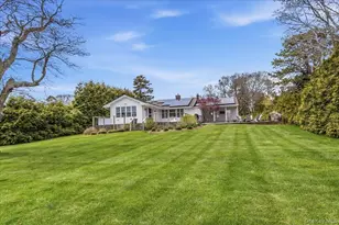 15 Gardners Ln, Hampton Bays, NY 11946 - Photo 23