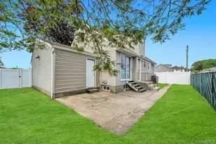1050 Stewart Ave, Bethpage, NY 11714 - Photo 33