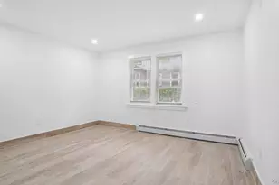 1616 Hammersley Ave, Bronx, NY 10469 - Photo 17