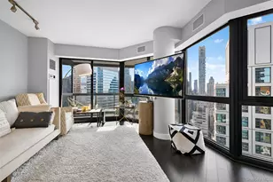 200 E 61st St, New York, NY 10065 - Photo 1