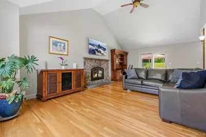 3160 Arbour Lane, Yorktown Heights, NY 10598 - Photo 23