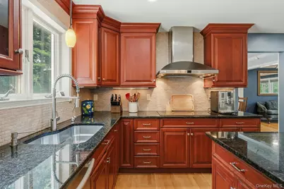 3160 Arbour Lane, Yorktown Heights, NY 10598 - Photo 15