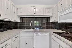 80 C Independence Ct, Yorktown Heights, NY 10598 - Photo 11