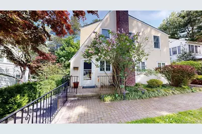 15 Woodbine Road, Irvington, NY 10533 - Photo 1