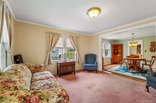 23 Ardmore St, New Windsor, NY 12553 - Photo 7