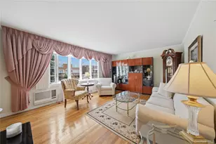 61-10 76th St, Middle Village, NY 11379 - Photo 5