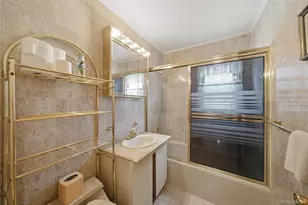 61-10 76th St, Middle Village, NY 11379 - Photo 13