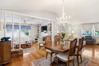 33 Fraternity Lane, Stony Brook, NY 11790 - Photo 11