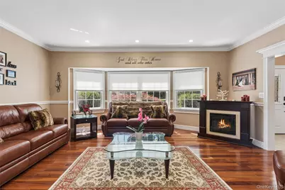 17 Erita Lane, Smithtown, NY 11787 - Photo 5