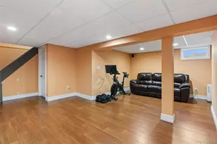 17 Erita Ln, Smithtown, NY 11787 - Photo 27