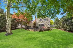 18 Columbine Ln, Kings Park, NY 11754 - Photo 7