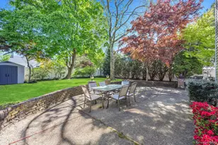 18 Columbine Ln, Kings Park, NY 11754 - Photo 9