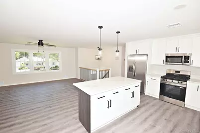 6 Barbara Avenue, Port Jefferson Station, NY 11776 - Photo 13