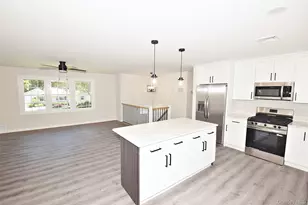 6 Barbara Ave, Port Jefferson Station, NY 11776 - Photo 13