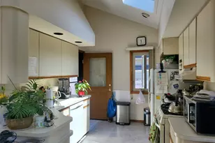 5 Columbia Rd, Hicksville, NY 11801 - Photo 9
