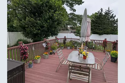 5 Columbia Road, Hicksville, NY 11801 - Photo 11