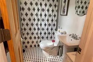 39 Laurel, Patchogue, NY 11772 - Photo 7
