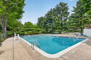 33 Fieldstone Dr, Hartsdale, NY 10530 - Photo 31